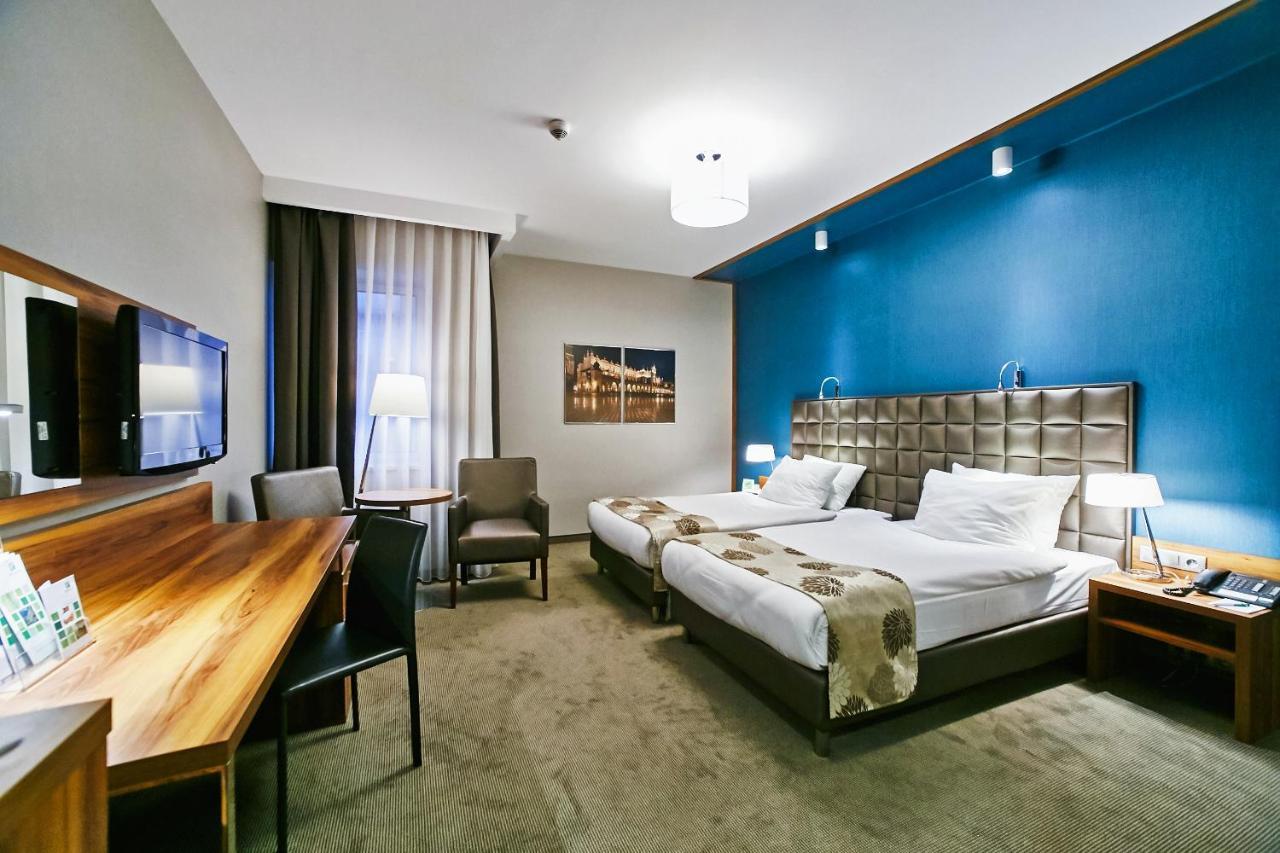 Standard Twin Room Two Twin Beds